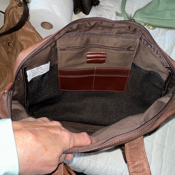 Vintage LL Bean Brown Leather travel messenger bag men’s or women’s - Picture 9 of 9